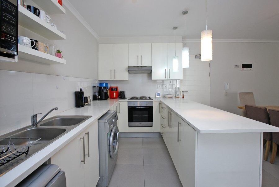 2 Bedroom Property for Sale in Claremont Upper Western Cape